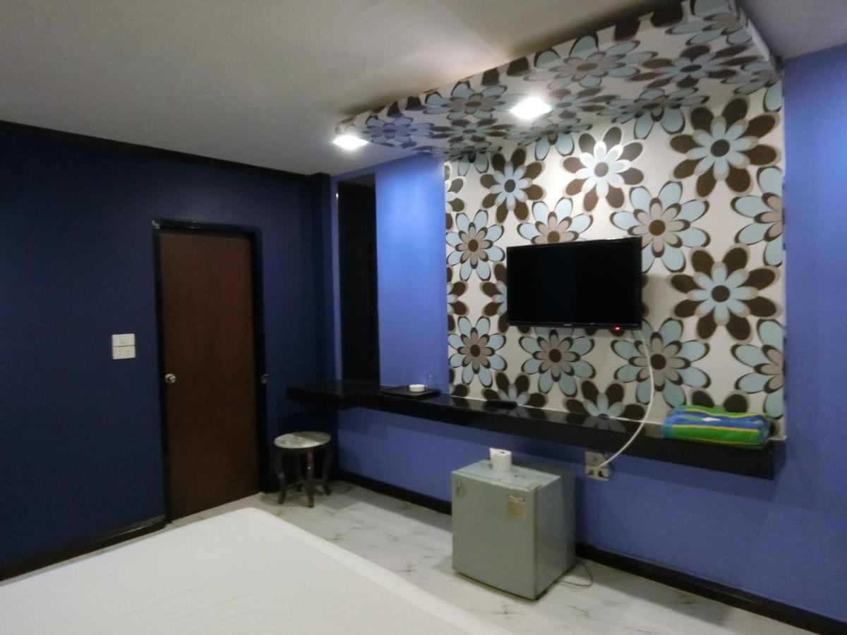 Newyork Suite Hotel Ban Ko  Экстерьер фото